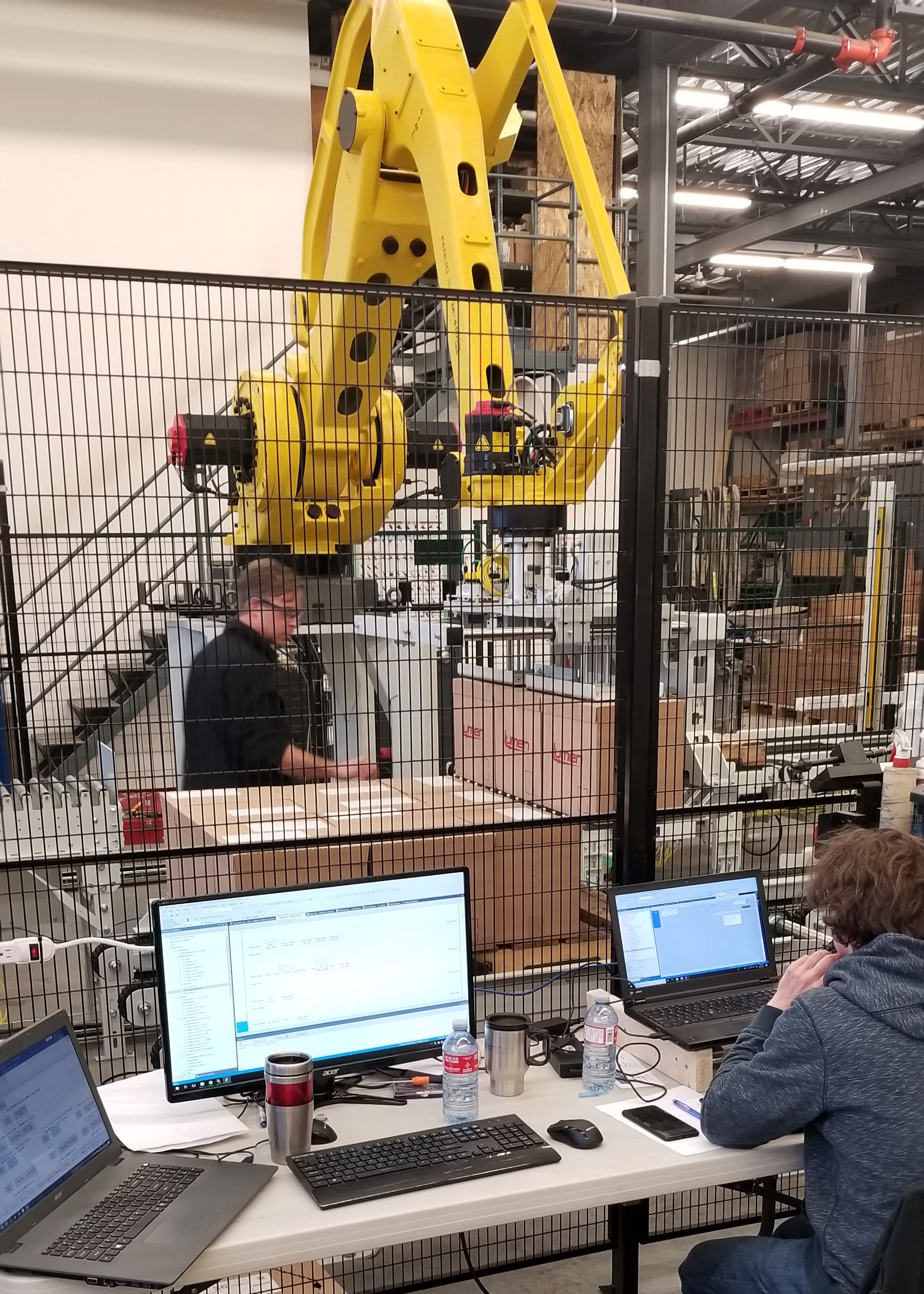 Cellule robotisée clé en main - Conception et programmation selon standards de sécurité